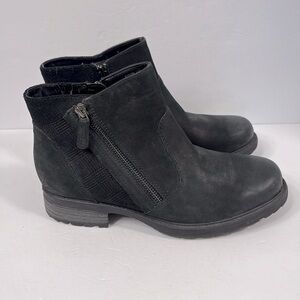 Earth Origins Womens Jordan Leather Side Zip Ankle Boots